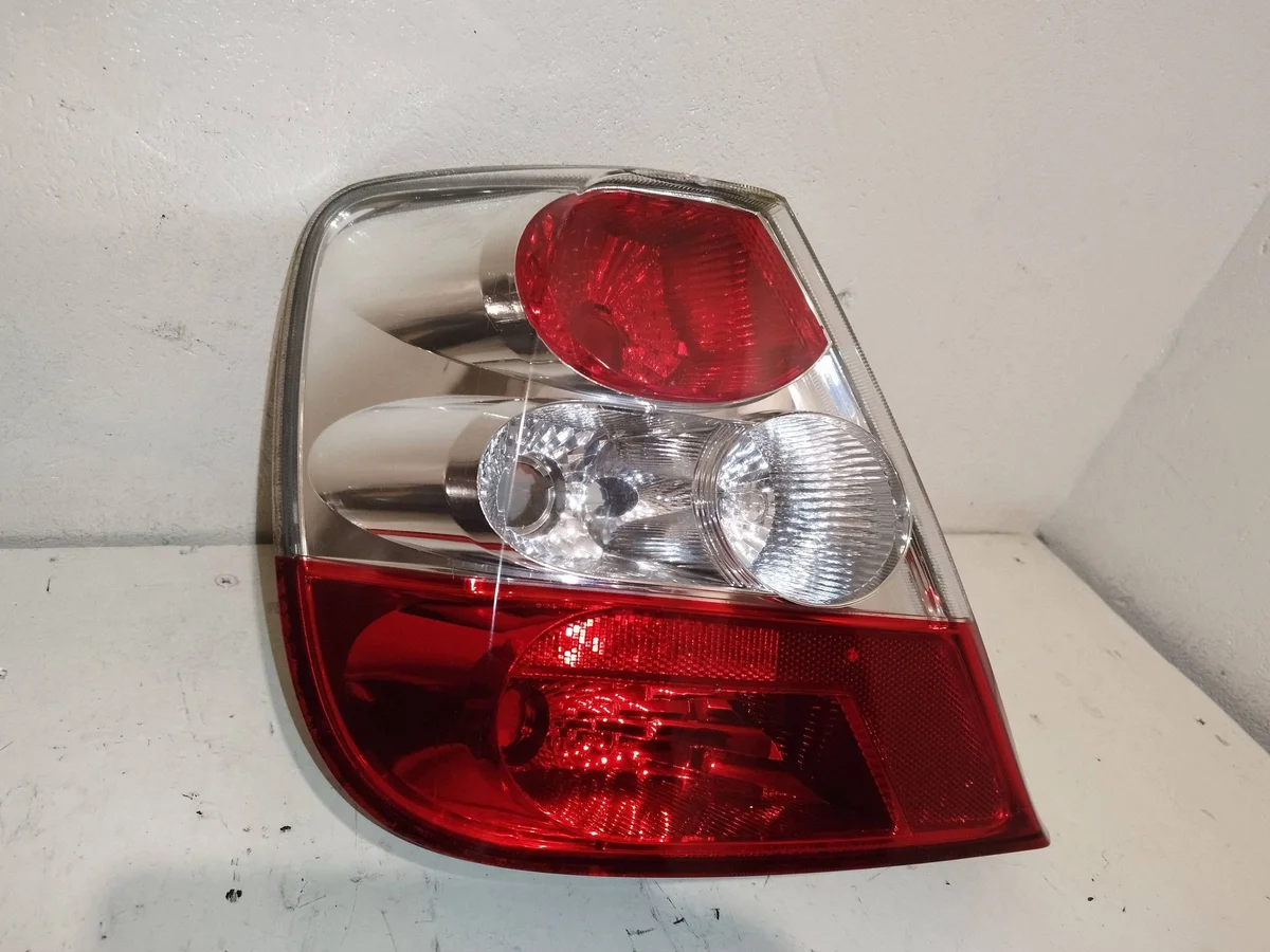 Honda Civic VII Left Rear Lamp XER13738