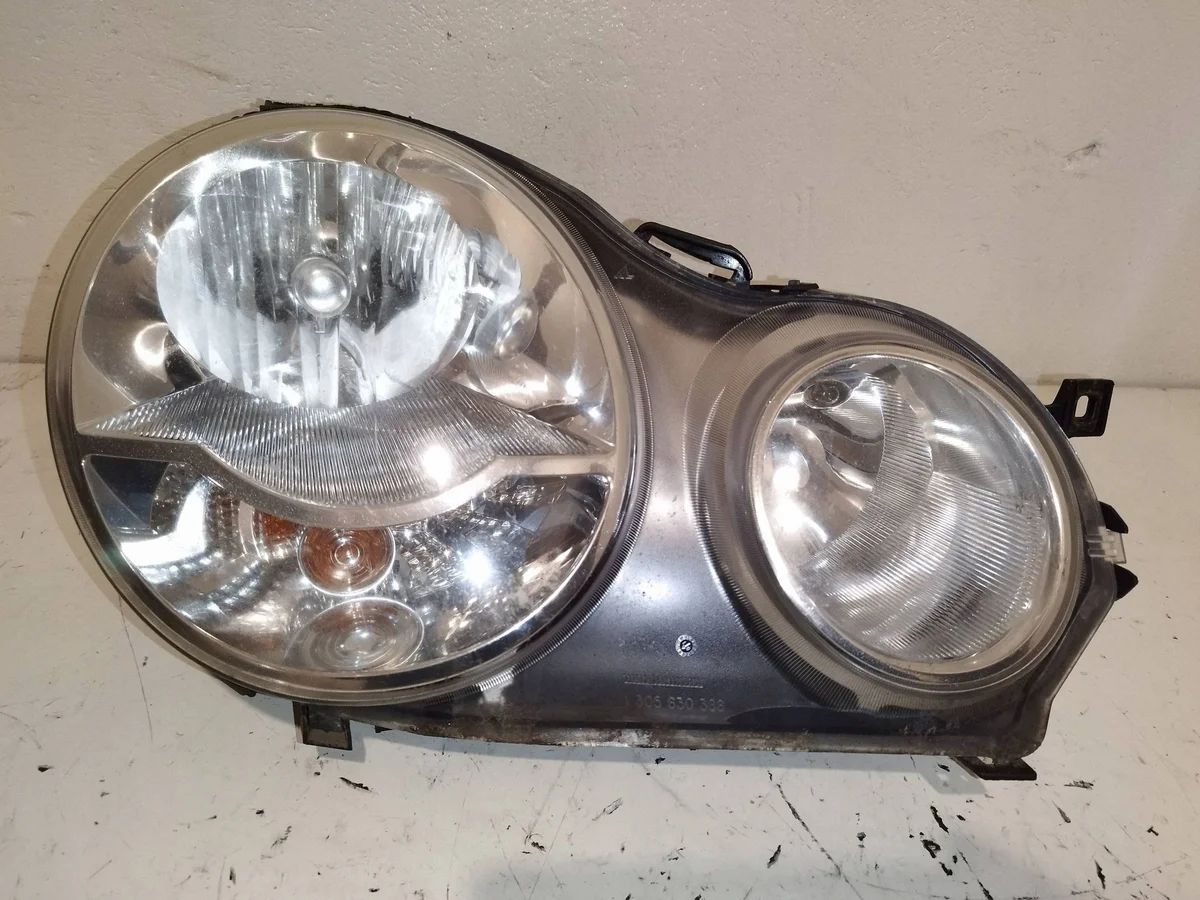 Phare avant droit VW Polo 9N 6Q1941008M 0301190202