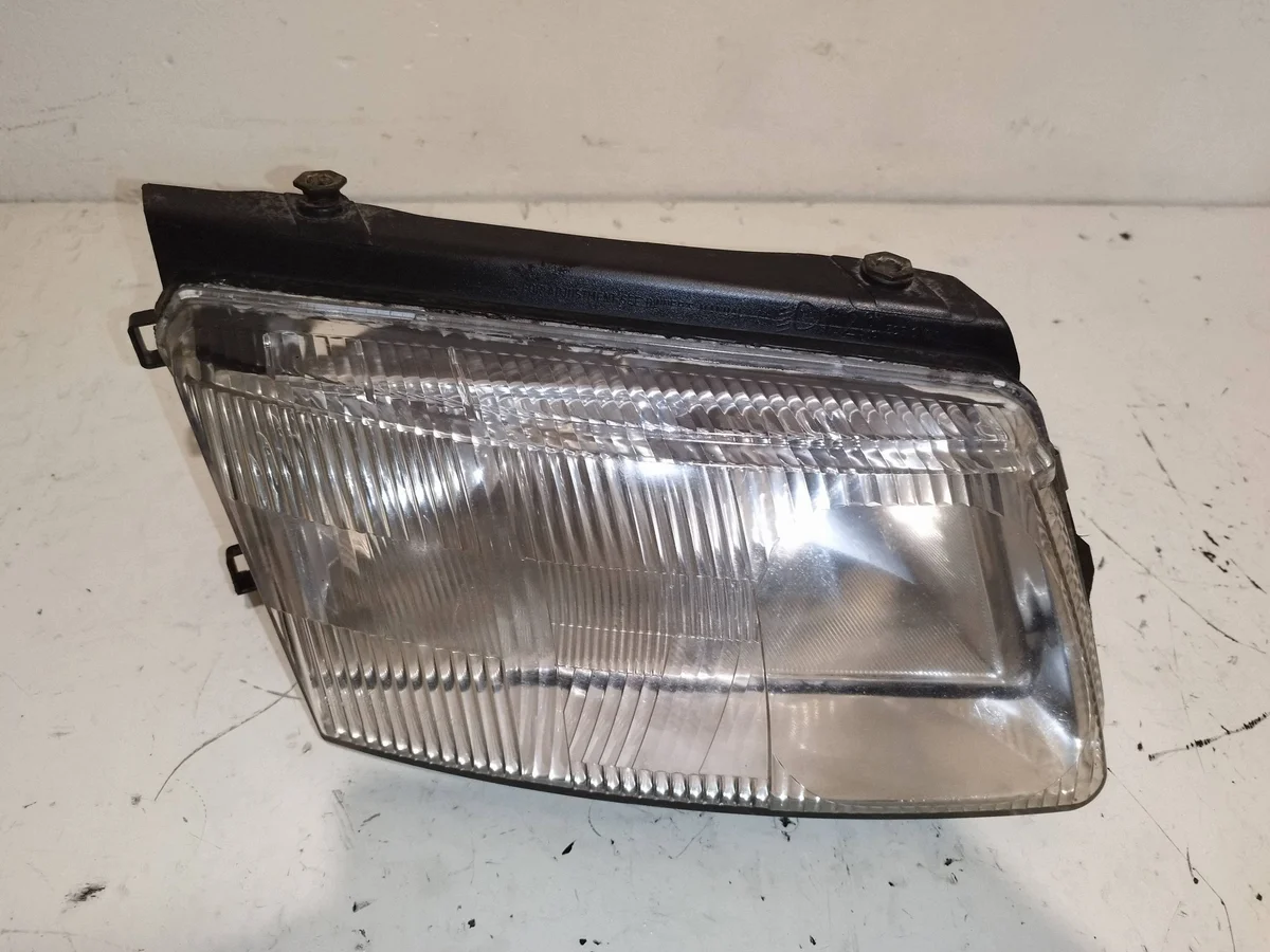 Farol Direito VW Passat B5 XER13744 image 3