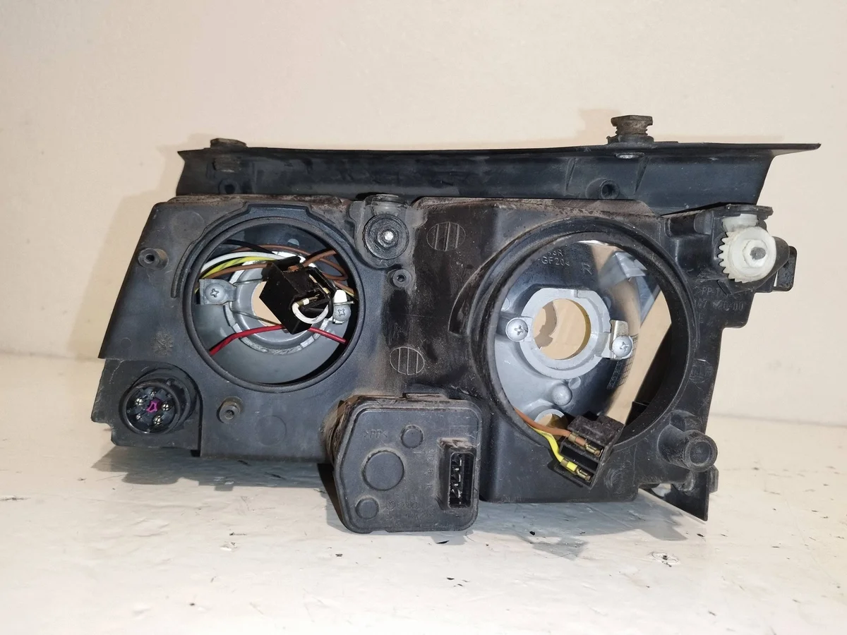 Farol Direito VW Passat B5 XER13744 image 4