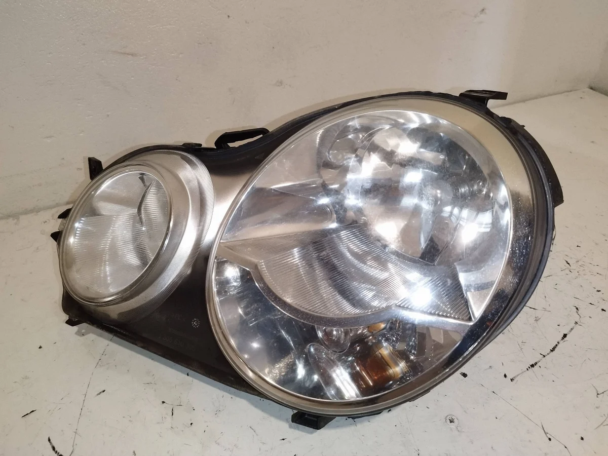 Farol Esquerdo VW Polo IV XER13746 image 3