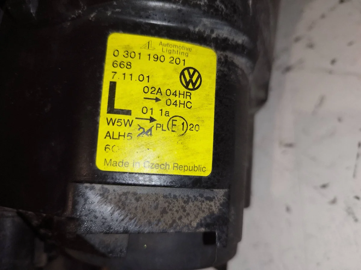 Farol Esquerdo VW Polo IV XER13746 image 6