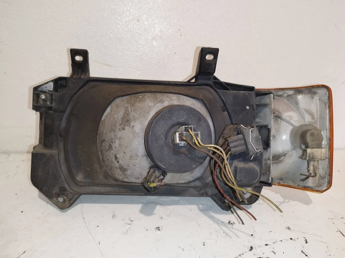 Farol Direito VW Transporter T4 XER13747 thumbnail 5