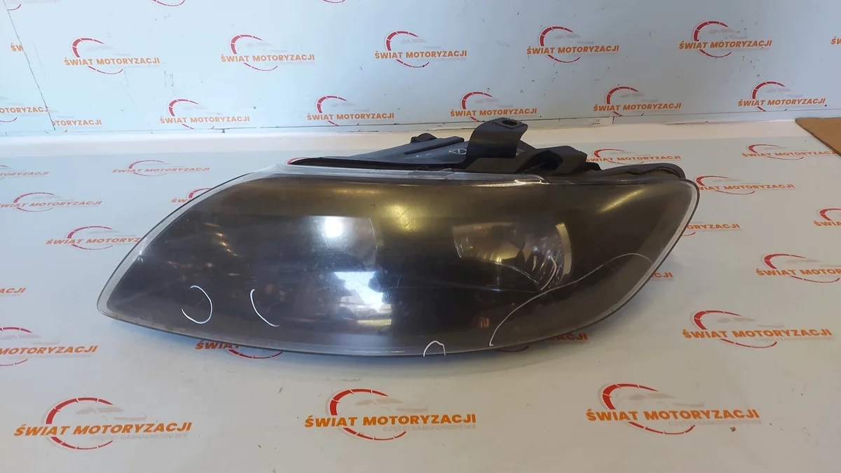 Audi Q7 4L Scheinwerfer links 4L0941003K