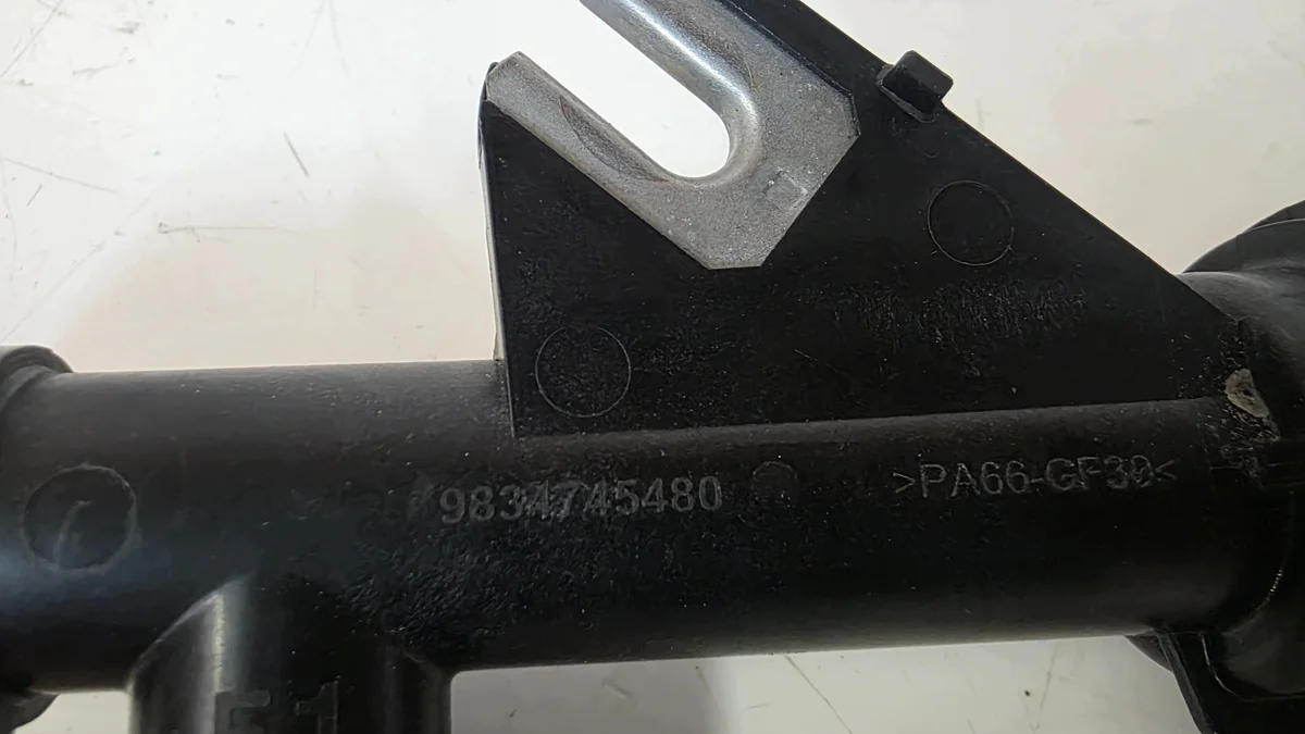Kühlmittelrohr Peugeot 208 II Electric Opel Corsa F 9834745480PEUGEOT208II