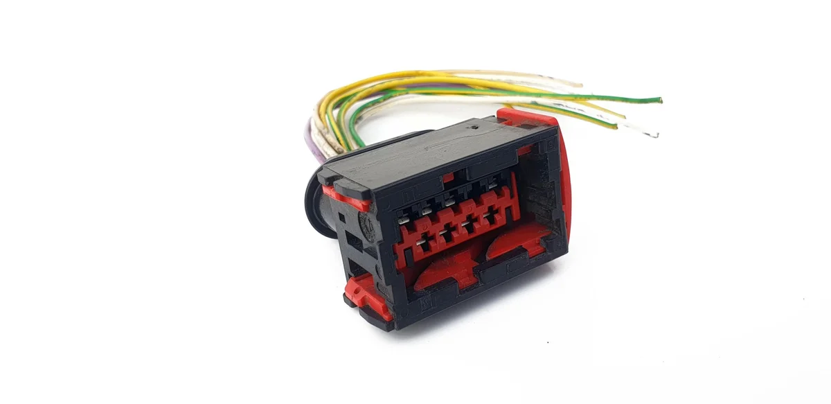 Conector Faro Peugeot 407 KD7160