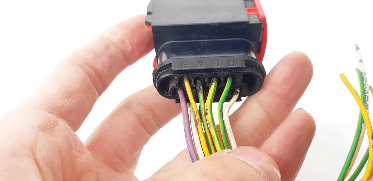 Conector Faro Peugeot 407 KD7160 image 9