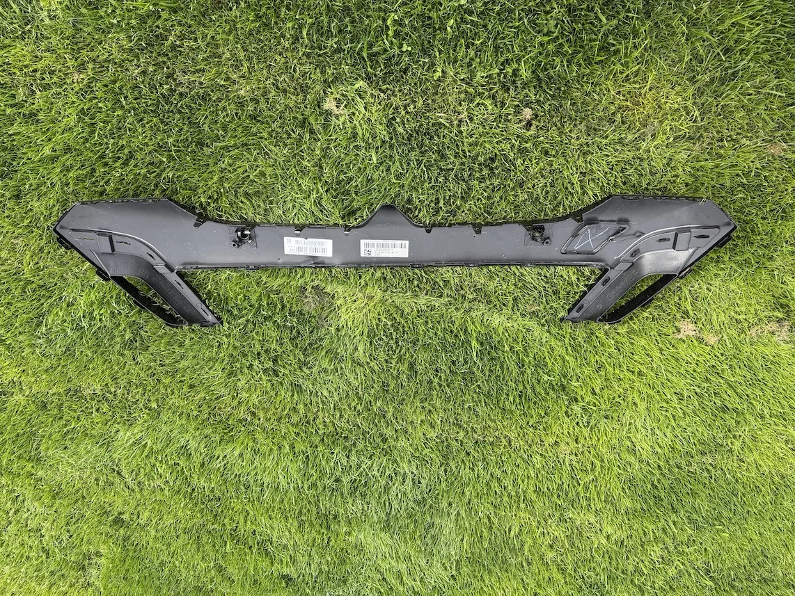 Moldura Parachoques Delantero BMW Serie 5 G60 5A36022