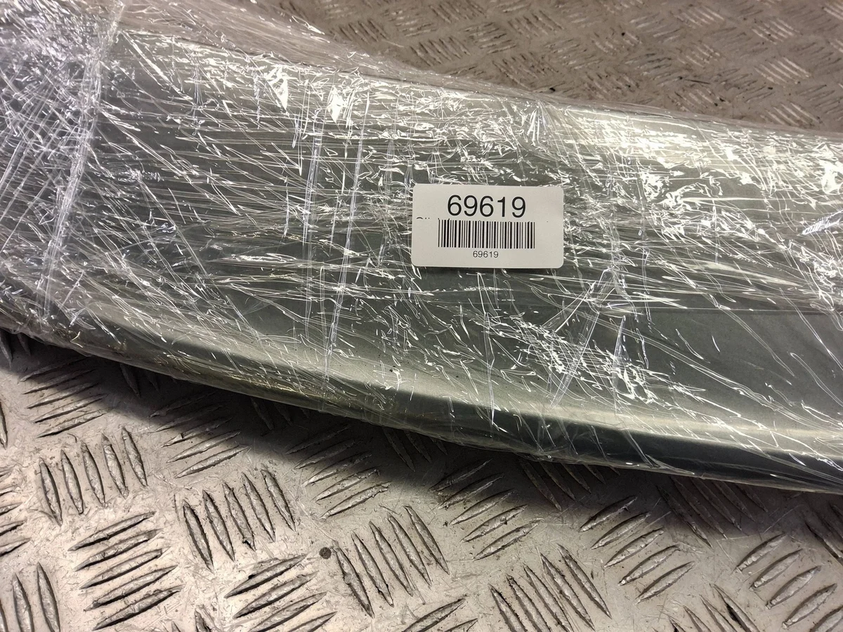 Spoiler de coffre Mitsubishi ASX 6515A206