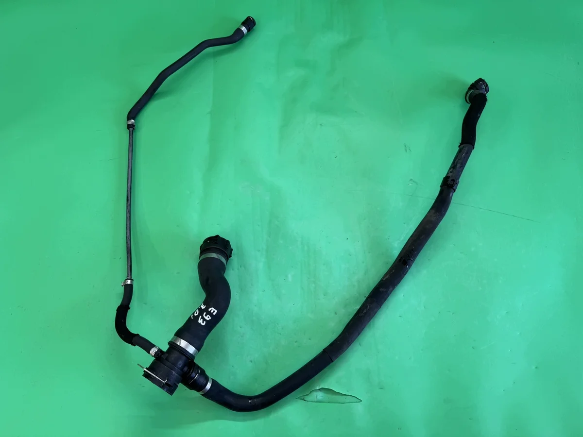 Wasserschlauch BMW 3 E93 E92 E91 E90 325i 537841641