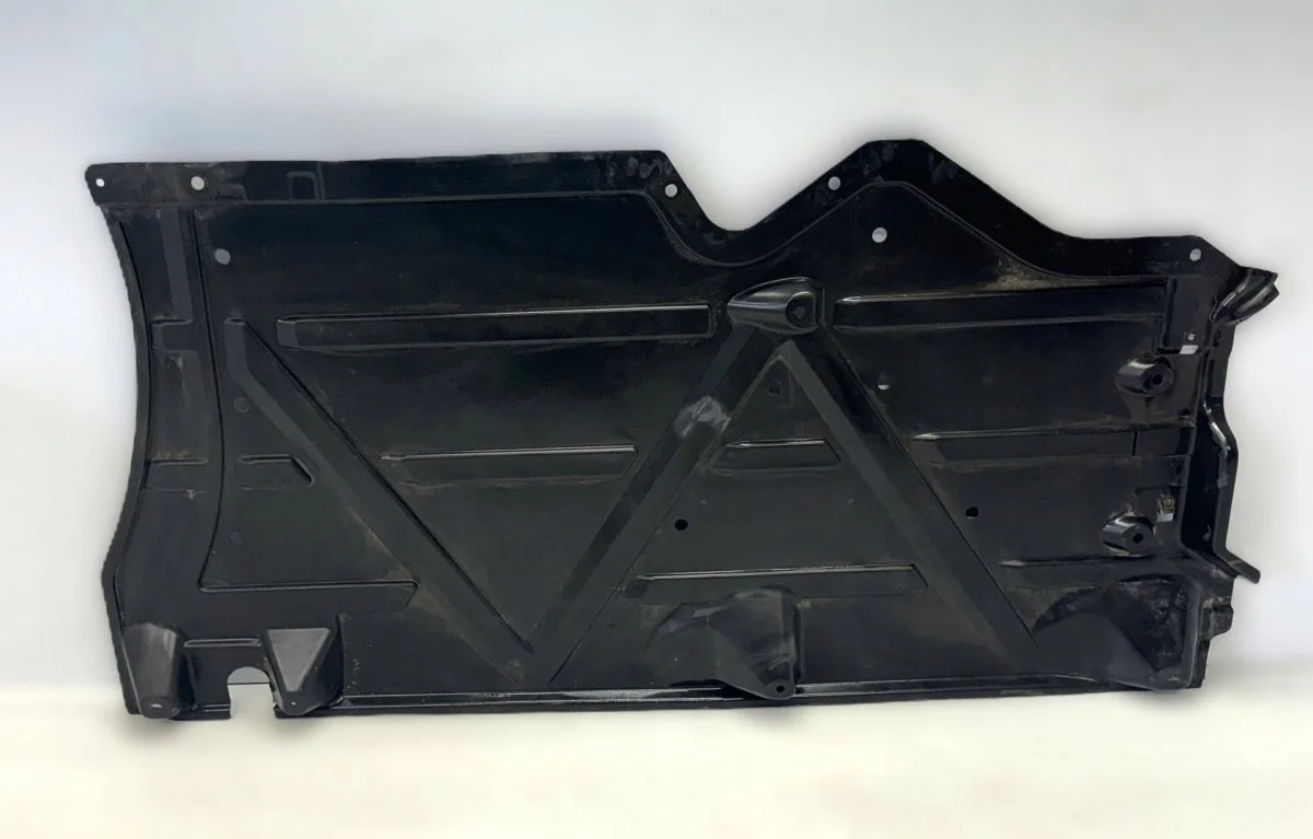 Cache d'eau droit Mercedes Classe B W245 A1696100908