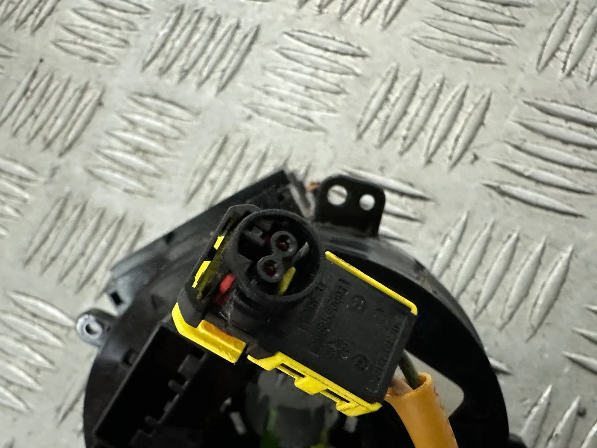 Módulo de control Opel Astra IV J 20817718 image 3
