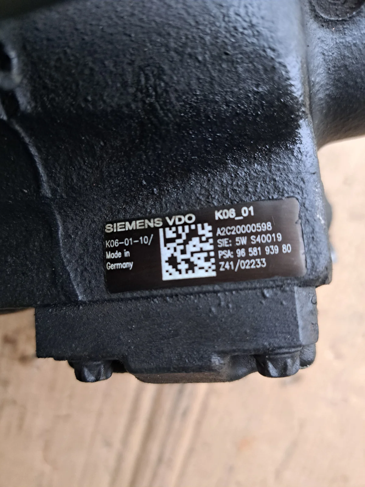 Polttoainepumppu Siemens Peugeot Expert II 9658193980 image 6