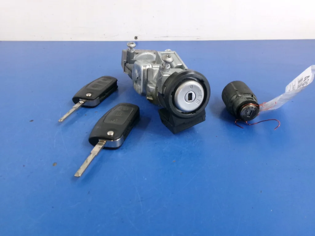 Ford C-MAX MK1 1.6TDCi Blocchetto Accensione 3M51-3F880-AE