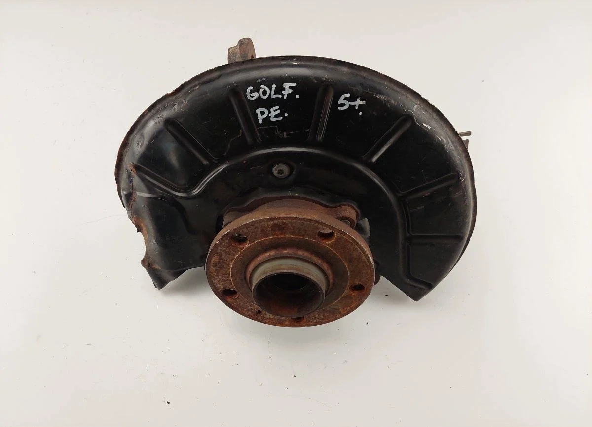Navhållare fram höger VW Golf Plus 5M1 1K0407256H