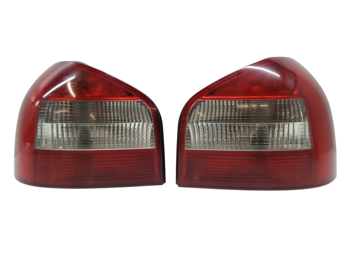 Audi A3 8L Rear Lamp Set 8L0945096B