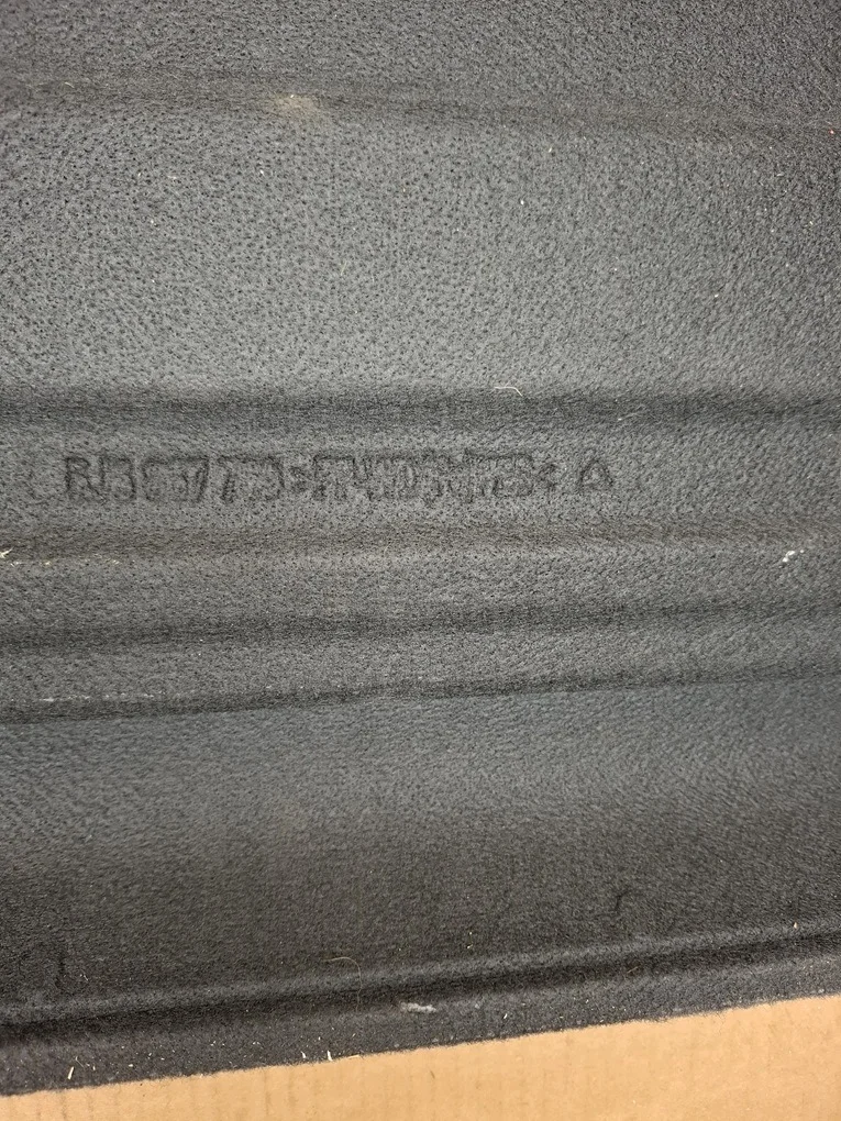 Étagère de coffre Skoda Fabia 5J3867769