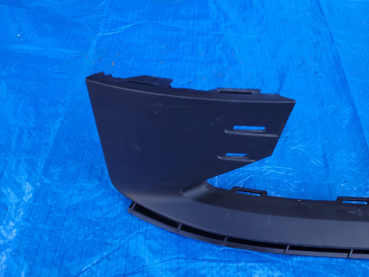 Moldura parachoques delantero Porsche 911 Taycan 992807763C-03318