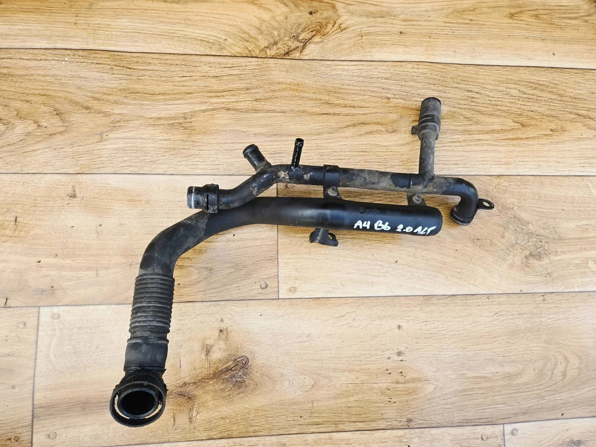 Rezonator powietrza Audi A4 B6 2.0 FSI ALT 06B129657C