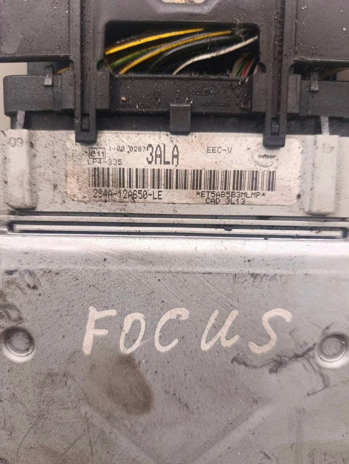 Engine Control Unit Ford Focus 2S4A12A650LE image 3