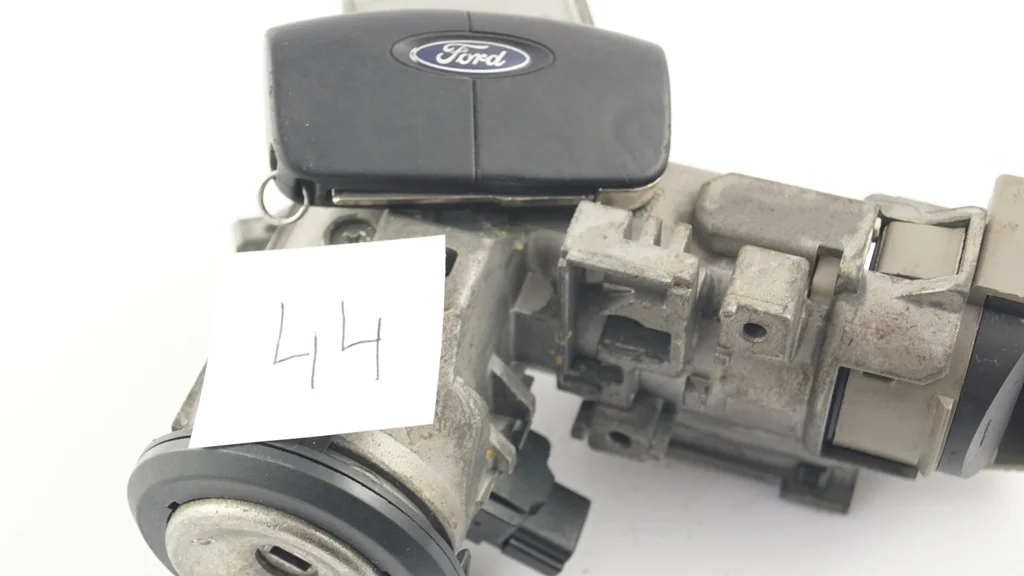 Ignition Switch Ford Fiesta mk7 8A6T-15607-AB image 6