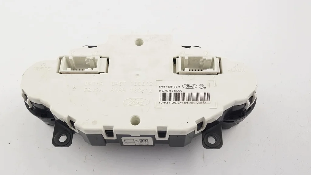 Ilmastoinnin ilmanohjain Ford Fiesta mk7 8A6T-18C612-BM