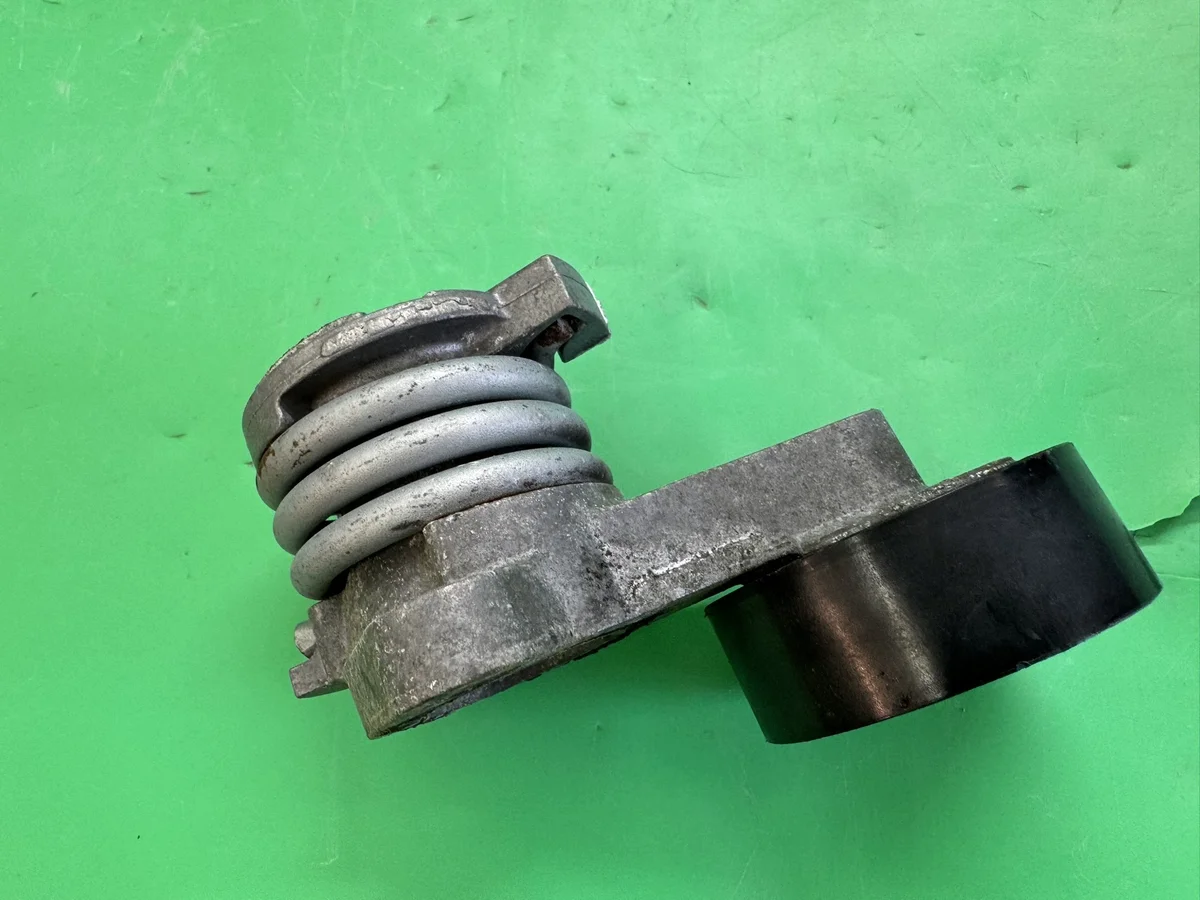 Spannrolle Keilriemen 537841641 BMW 3 E93 E92 E91 E90 image 4