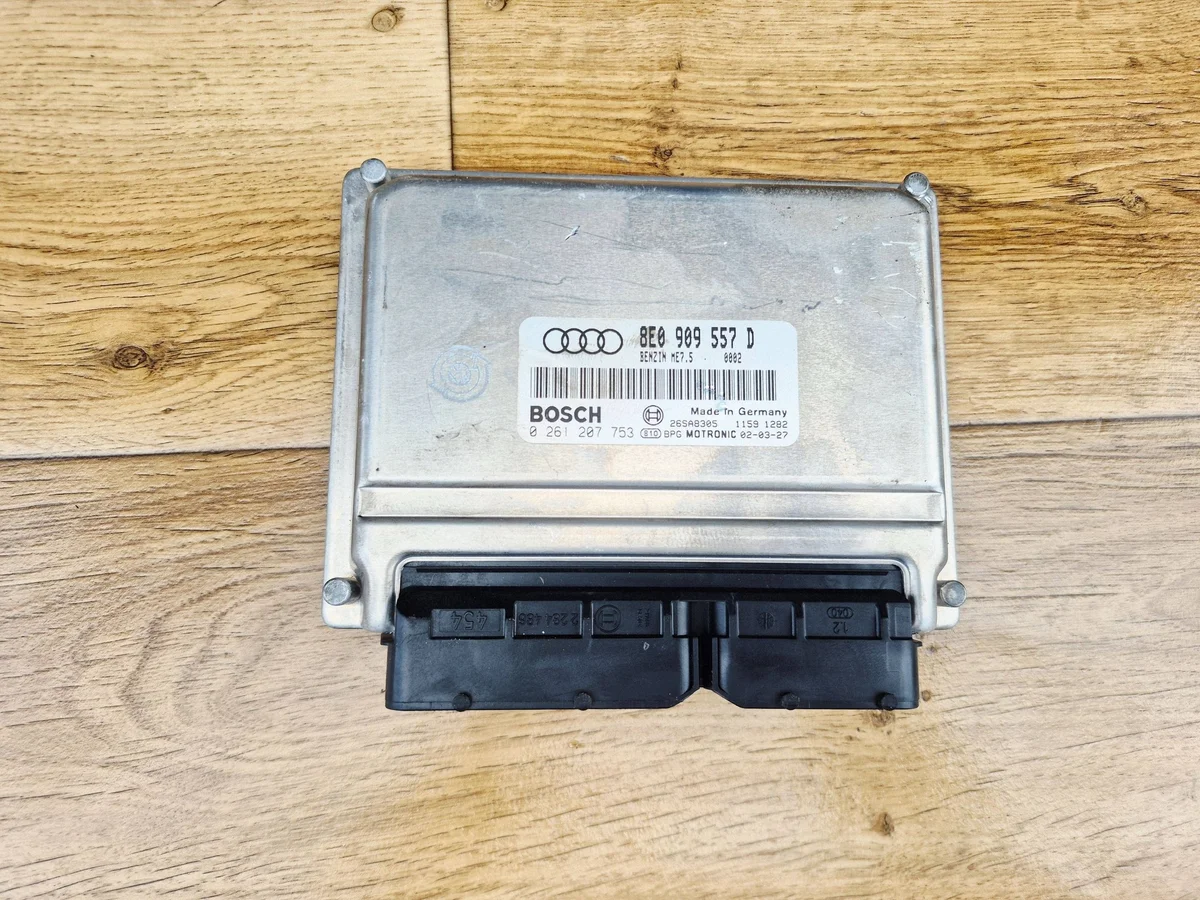 Engine Control Unit Audi 8E0909557D