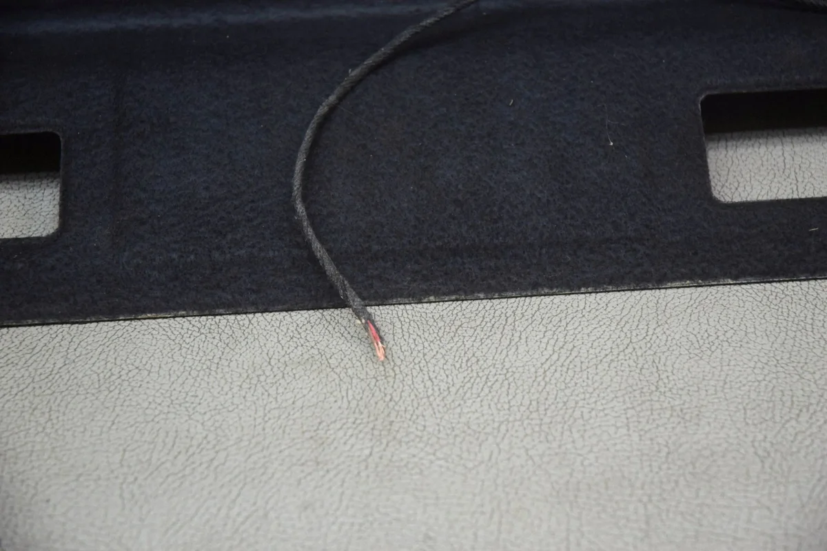 Tavaratilan hylly Mercedes C205 A2056902949 image 8