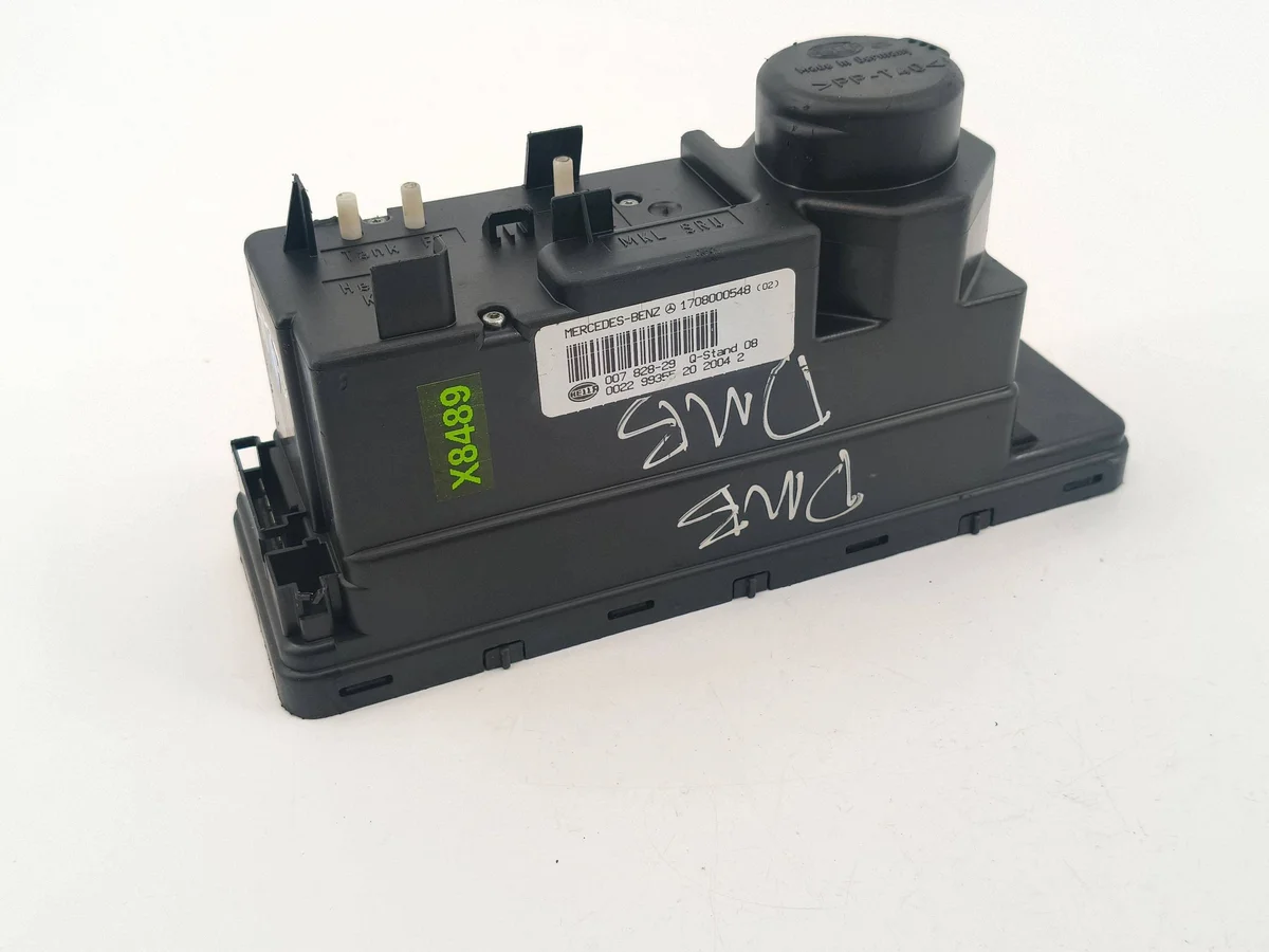 Keskuslukituspumppu Mercedes SLK R170 1708000548