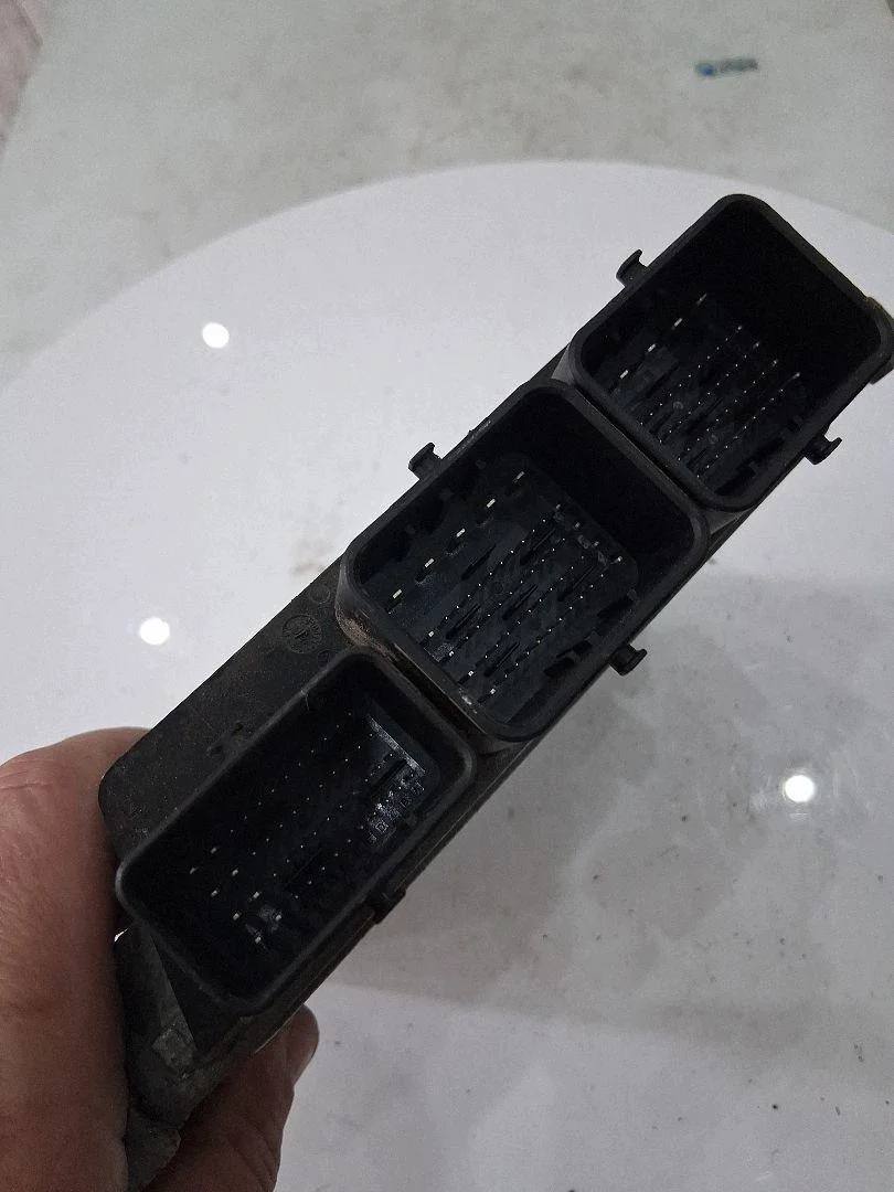 Control Unit Peugeot 308 9804127280 image 3