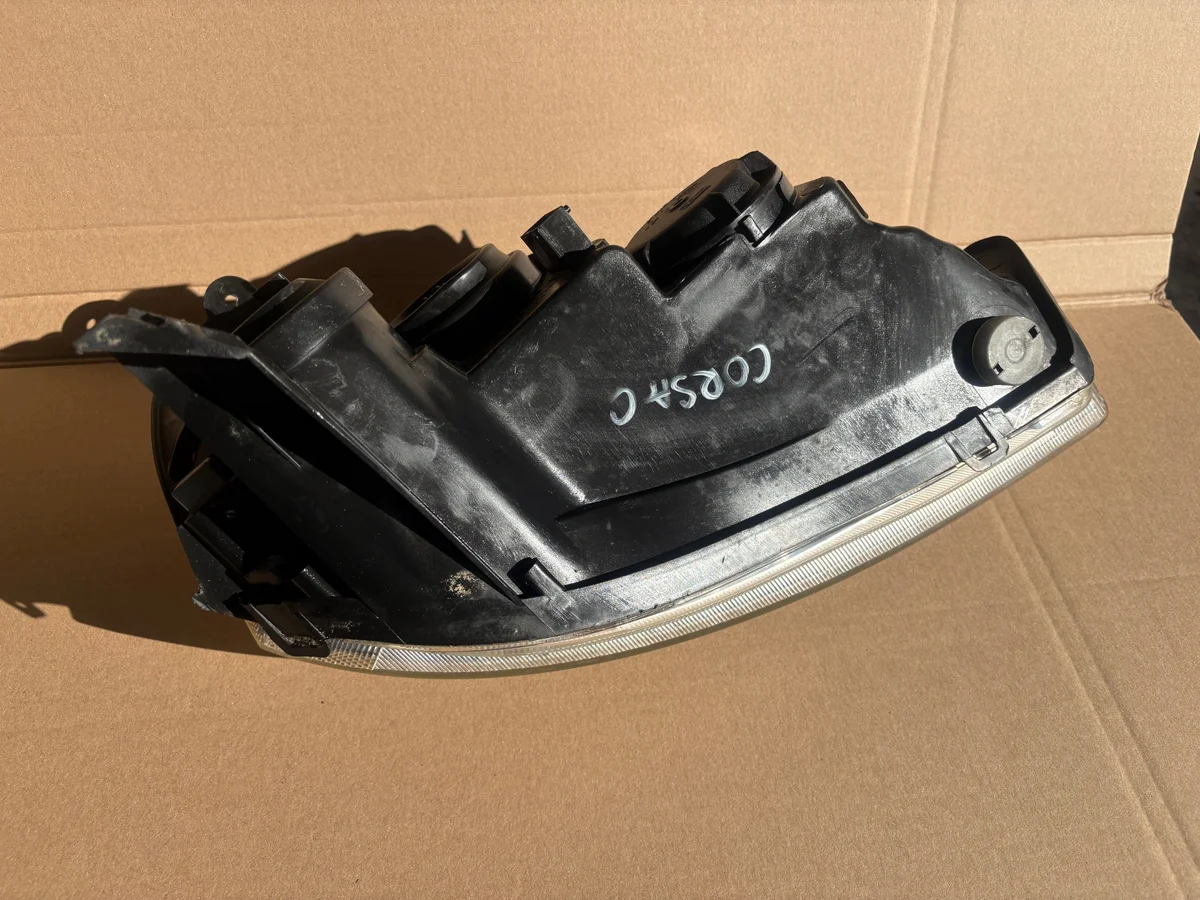 Farol Esquerdo Opel Corsa C 09114330 image 8