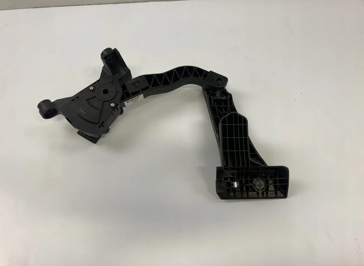 Gaskleppositiesensor Hyundai i40 (VF) 327003Z000 thumbnail 1