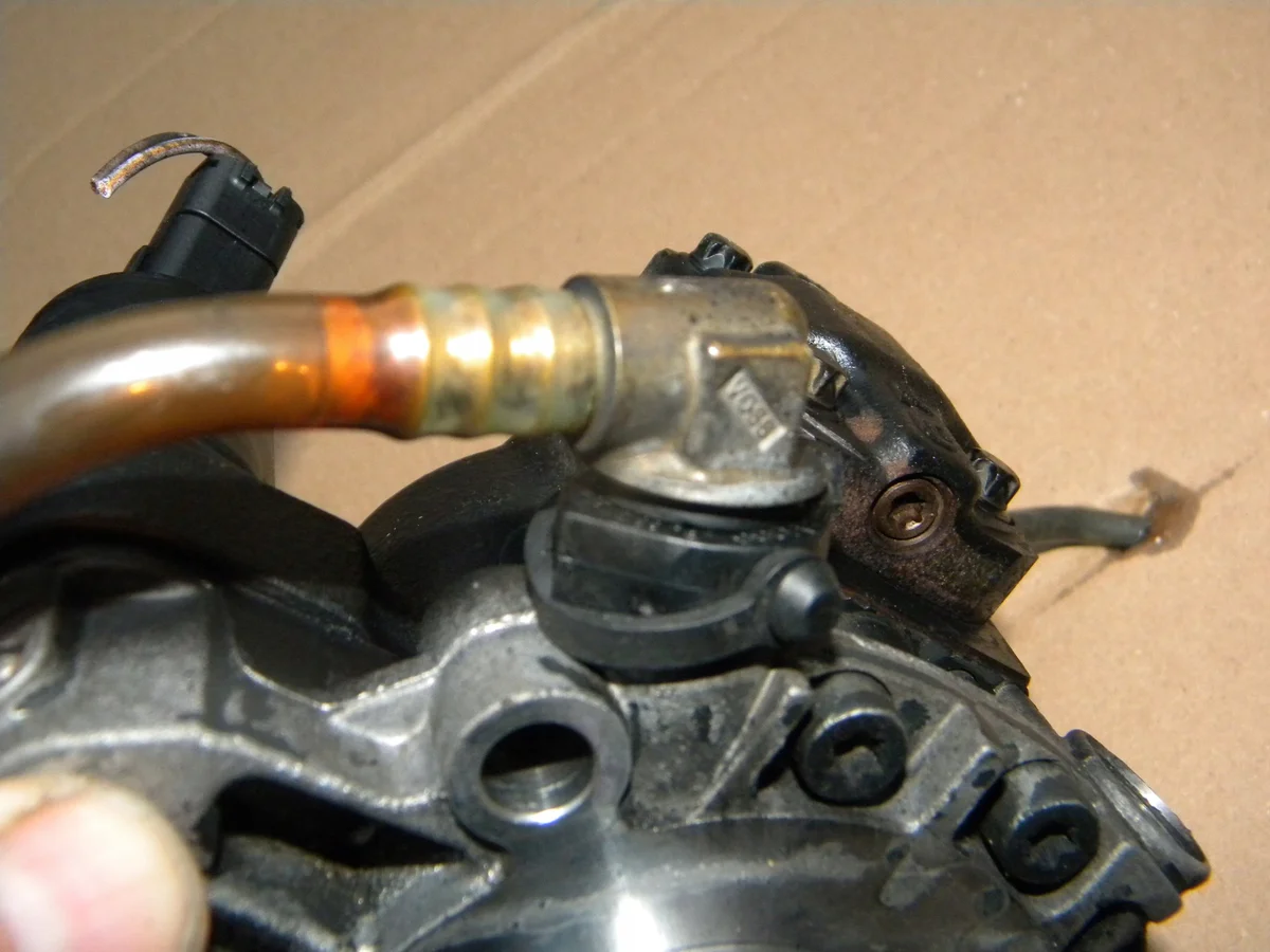Polttoainepumppu Volvo Ford 2.0 D 9685705080 thumbnail 5