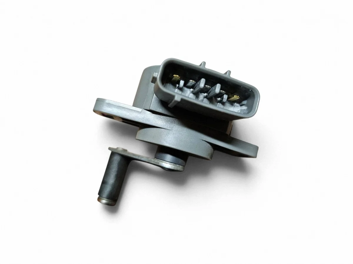 Toyota Corolla E110 Accelerator Pedal 8928126010 image 3