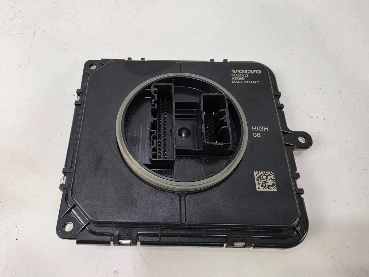 LED-valomuunninmoduuli Volvo XC90 II 32337412