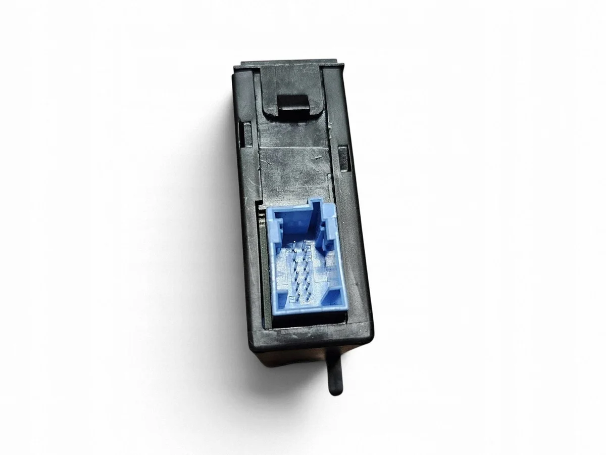 Lecteur de carte Renault Espace IV 8200224594