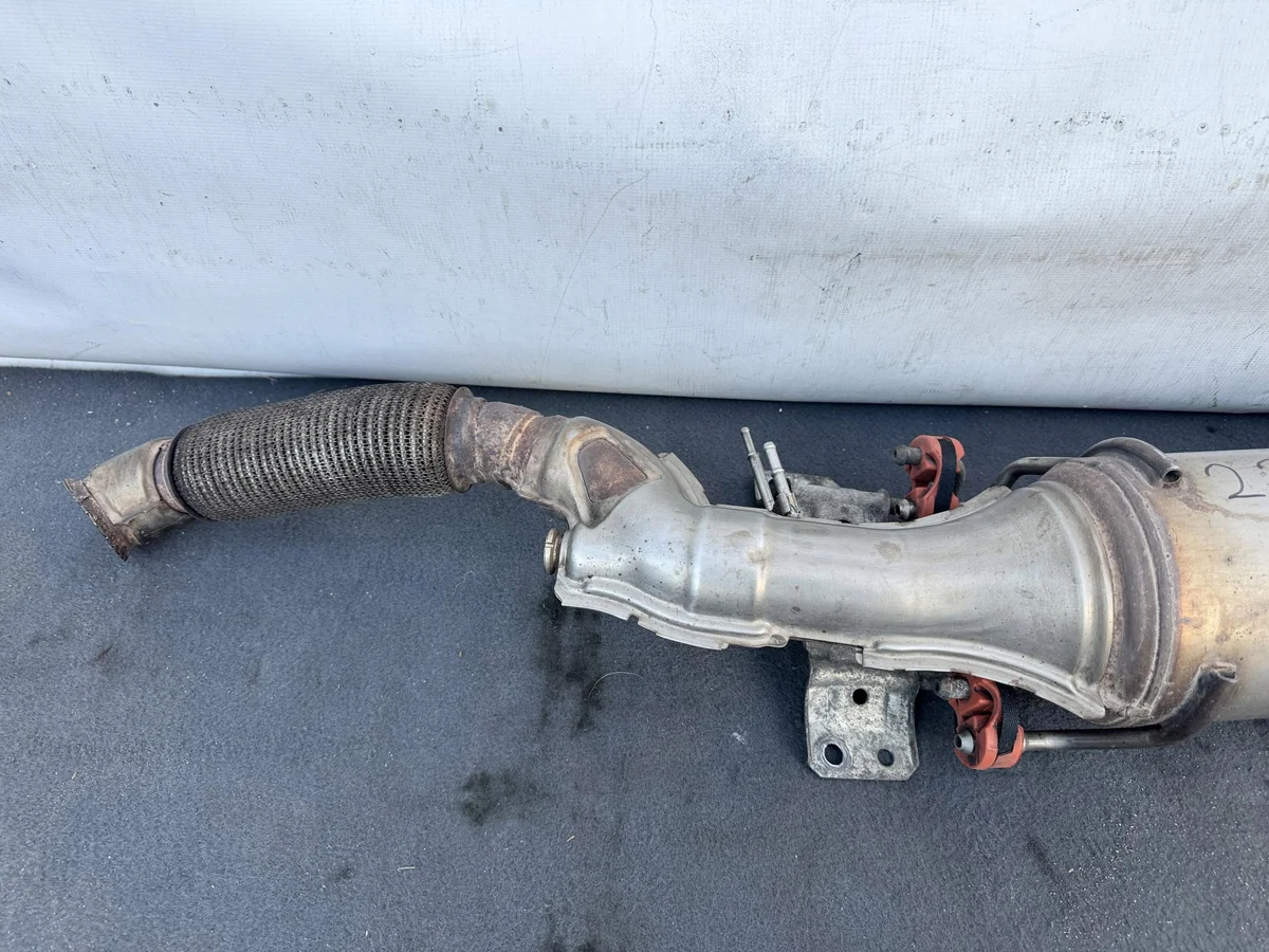 Avgasfilter Peugeot 1393927080