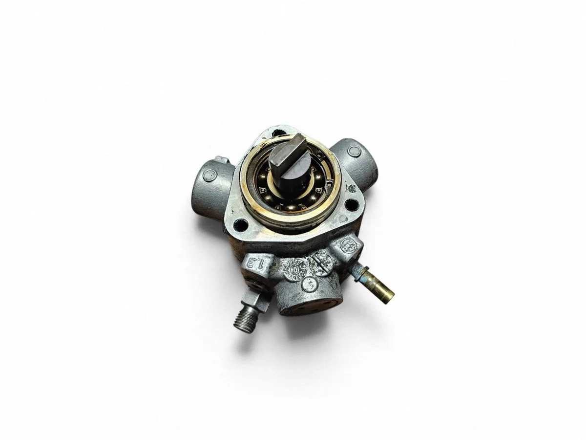 Insprutningspump Renault Laguna II 8200199822