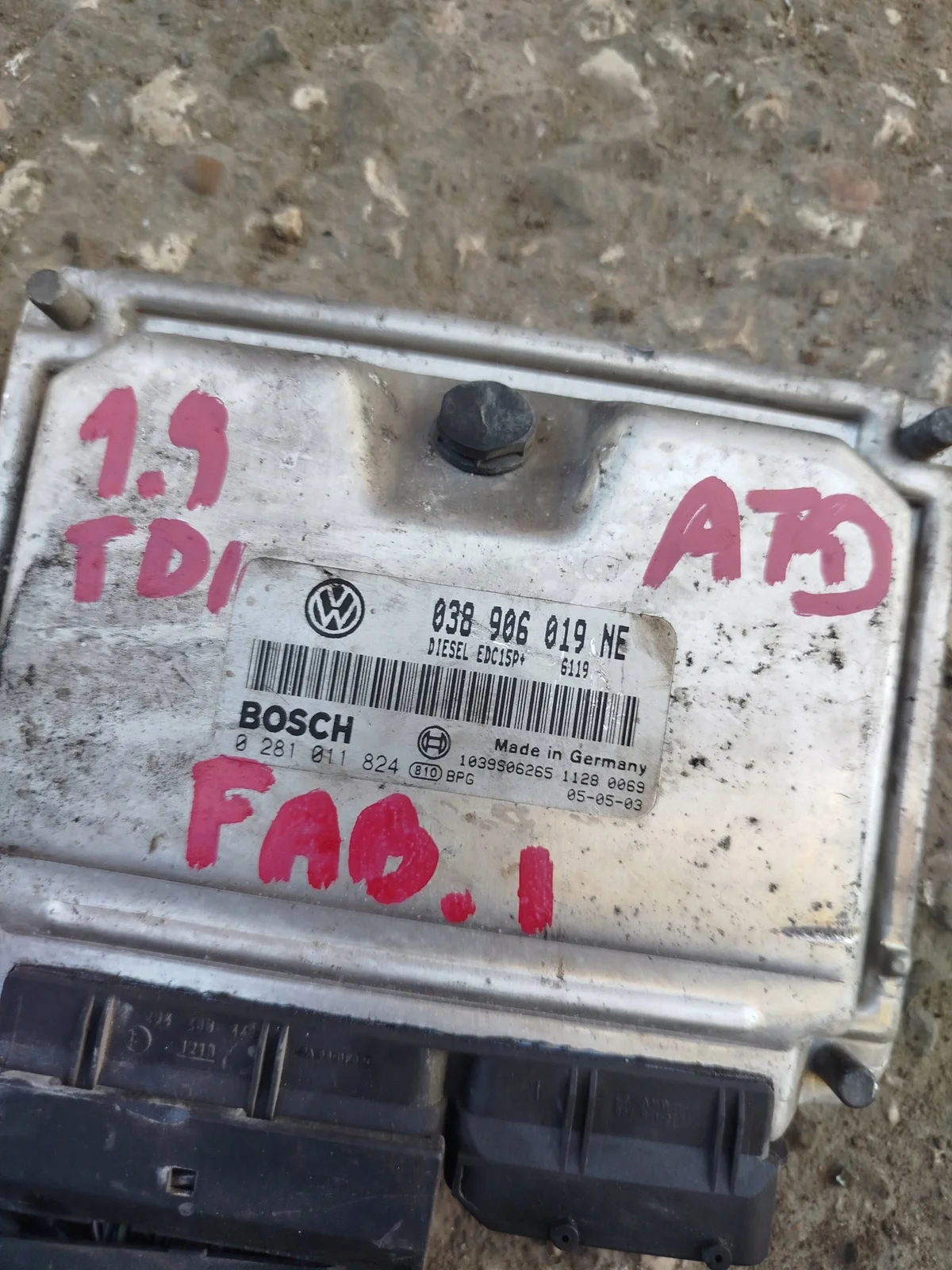 Engine Control Unit SEAT Ibiza 1.9 038906019NE image 4