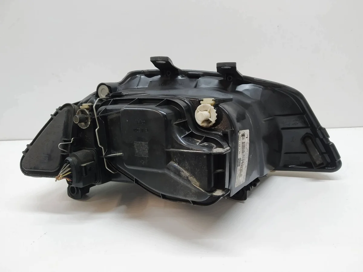 Faro delantero izquierdo Seat Ibiza III 6L1941005M