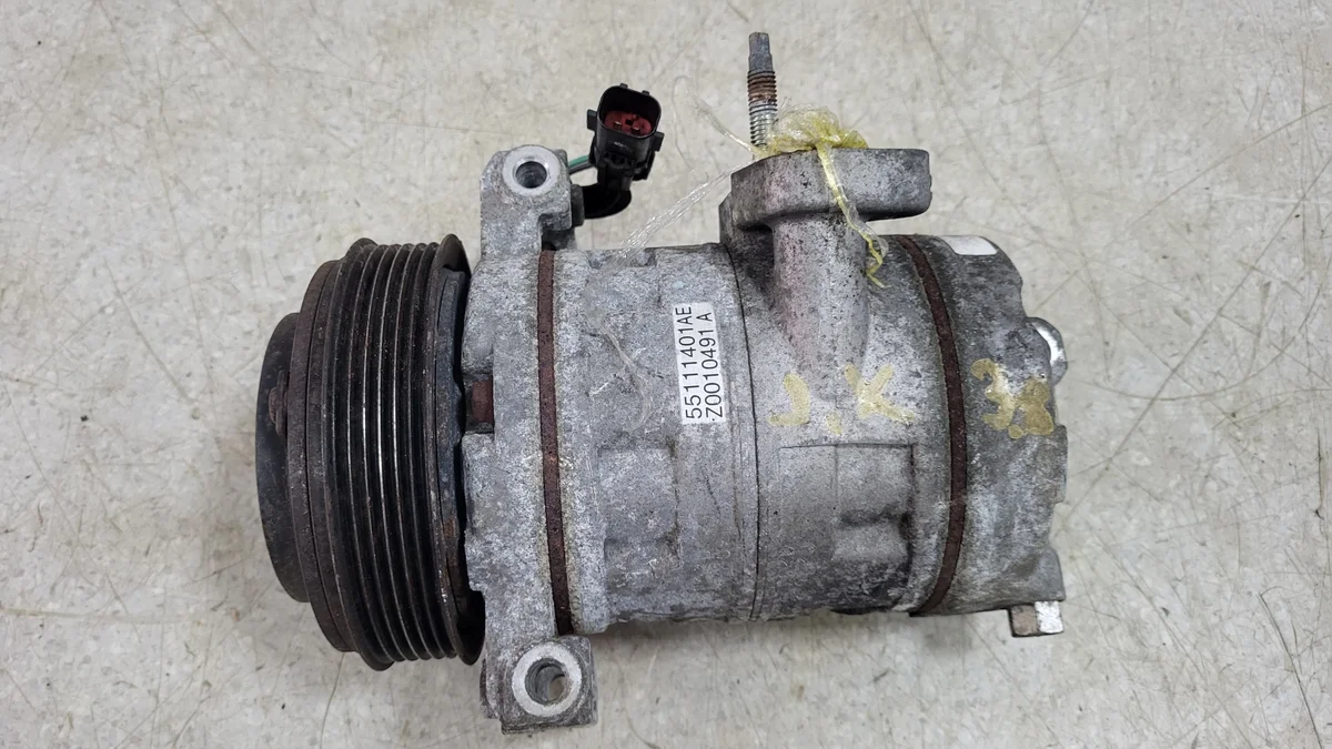 Jeep Wrangler JK Compressor Airconditioning 55111401AE image 6