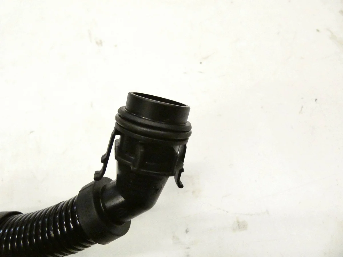 BMW X1 F48/F39/F40/F45 huohotinputki 8513943