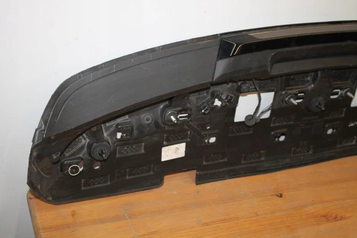 Spoiler de coffre Volvo V60 II 31455434