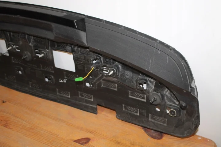 Takspoileri Volvo V60 II 31455434 image 4
