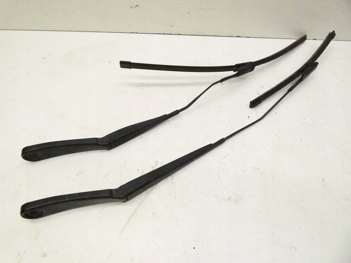 Brazo Limpiaparabrisas BMW F48 X1 Izquierdo 7360516