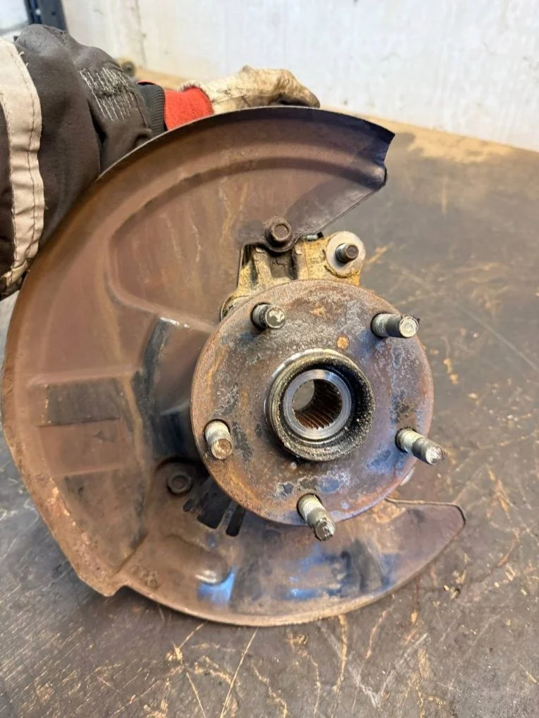 Subaru 28313AL010 - Caixa de rolamento de roda dianteira esquerda image 6