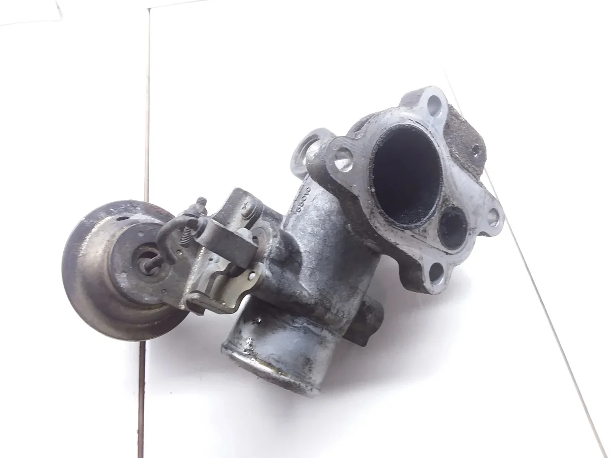 EGR Klep Toyota Yaris 1.4 D 33010