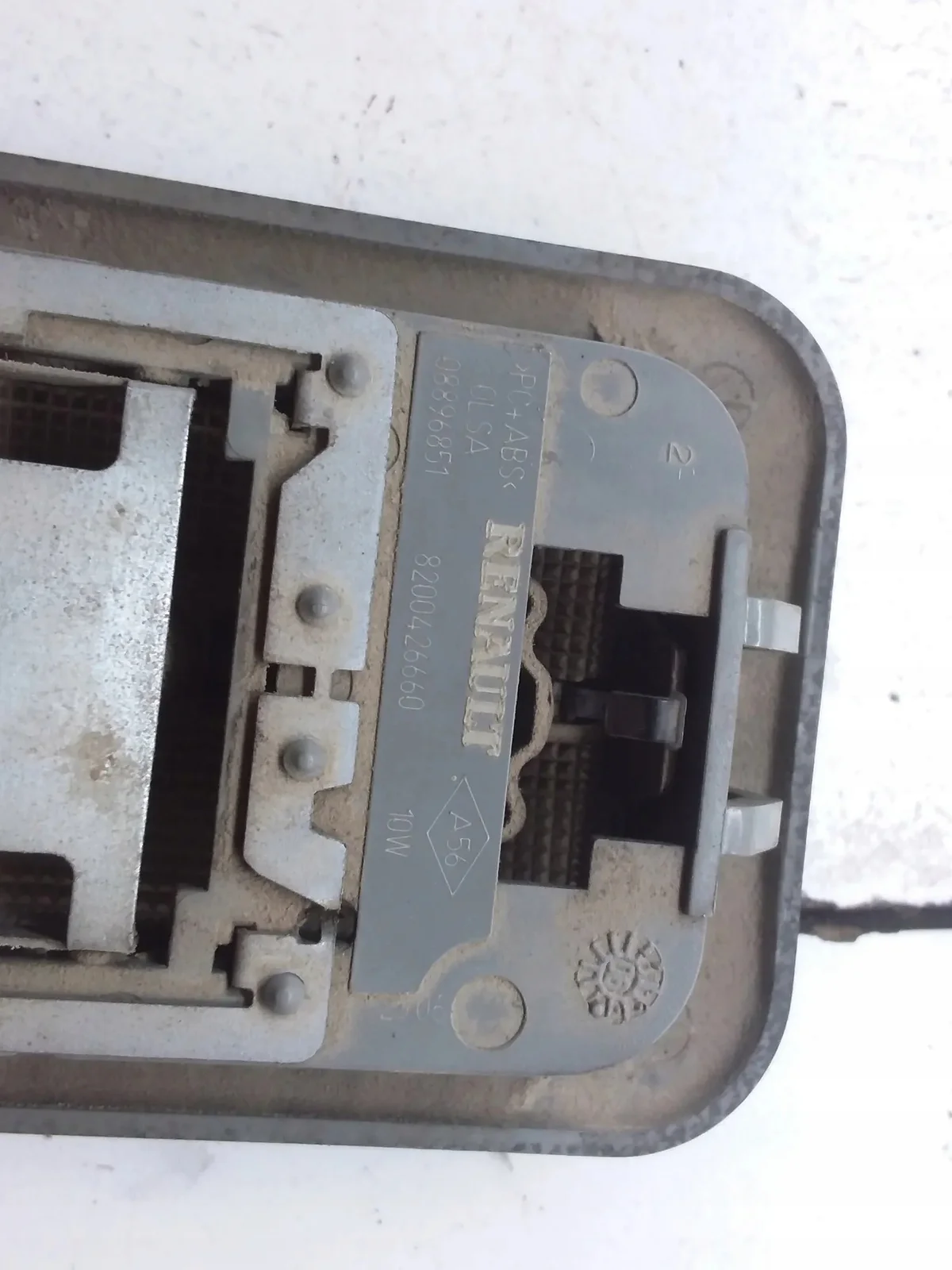 Éclairage intérieur Renault Trafic II 8200426660 image 4