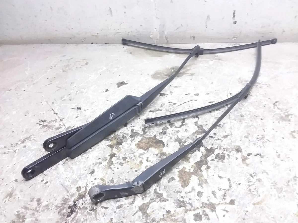 Ruitenwisserarmen VW Touareg 7L0 7L5955408E